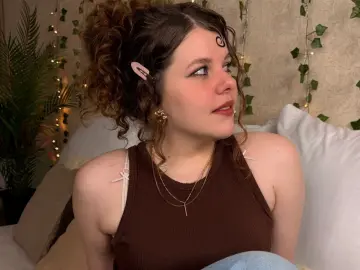 Imlive Adult Webcams of curlymagiccc