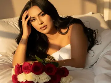 Imlive Free Live Porn of EmmaLuuu