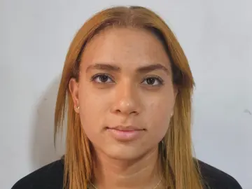 Imlive Live Sex Cam of stonemia10