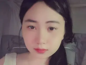 Imlive Live Porn of Emily688Hot