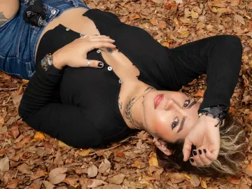 Imlive Live Sex Cam of LaurenWard