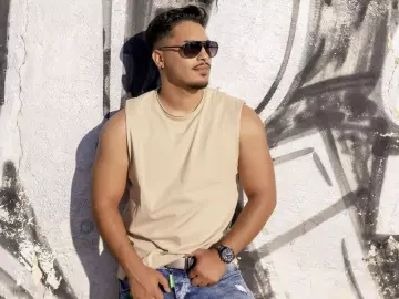 Imlive Adult Webcam of ZenoBaroBuddy