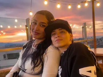 Imlive Adult Video Chat of MeganAndRachelBlackX