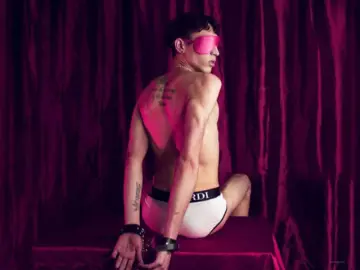 Imlive Watch Live Sex Cams of ashtonmyers15357