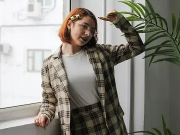 Imlive Watch Live Sex Cams of PolchaReir