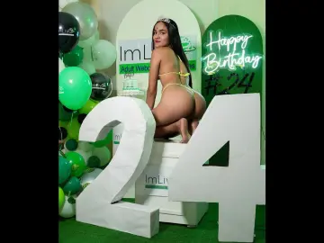 Imlive Free Live Porn of Zoe_Belle