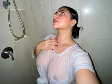 Imlive Free Live Porn of LyssaSunnyy