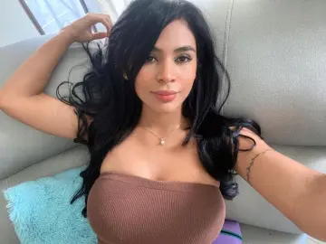 Imlive Nude Webcam of AaliiyahLux