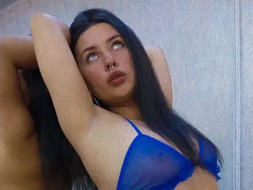 Imlive Live Sex Cam of BonnieBloom_