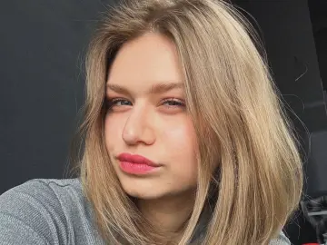 Imlive Live Porn of SydneyCole
