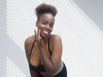 Imlive Sex Cam of SexybaddieONE
