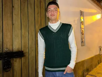 Imlive Free Porn Cam of AlejoBussnek683