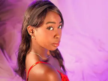 Imlive Private Sex Chat of SophieRainn