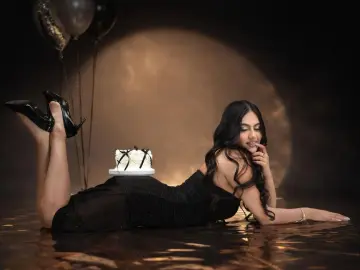 Imlive Free Live Porn of DaphneBrown