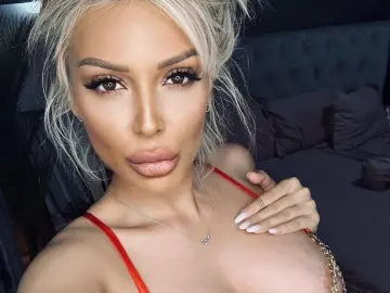 Imlive Best Webcam of SophieMiller