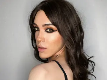 Imlive Adult Webcams of Stripperella_Jones