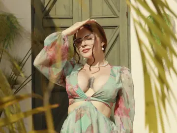 Livejasmin Live Sex Cam of ElizaBethHeysel