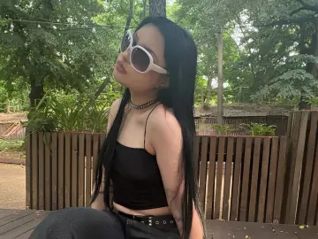 Livejasmin Private Sex Chat of ShemikaGnerre