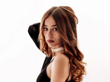 Livejasmin Live Sex of EmilliaFox