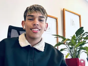 Livejasmin Free Porn Cam of CrisPetter