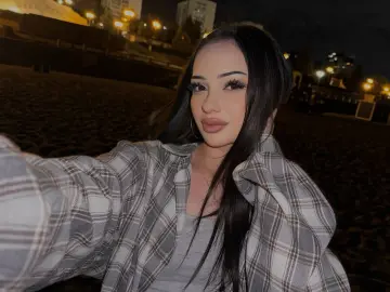 Livejasmin Adult Webcam of KamilaBomfrord