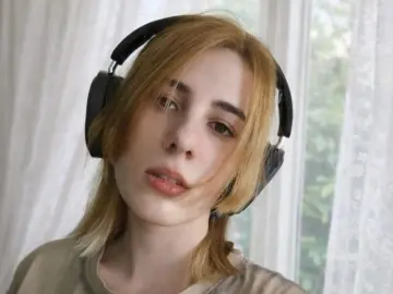 Livejasmin Free Porn Cam of CarlHanchett