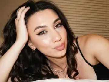 Livejasmin Live Porn of KiraMae