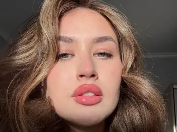 Livejasmin Free Live Porn of MarielleDefalco