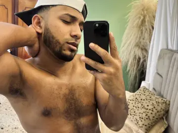 Livejasmin Free Porn Cam of RobinRieft