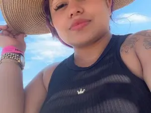 Myfreecams Adult Video Chat of sasha_blaire