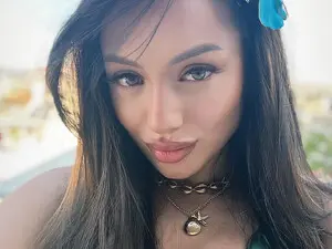 Myfreecams Sex Cam of Kaylalaine