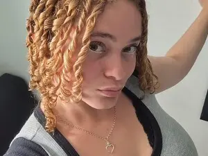 Myfreecams Free Porn Cam of Cherrysweetyx