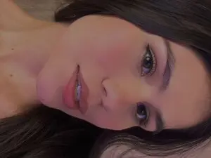 Myfreecams Nude Webcam of Dominique_1x