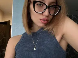 Myfreecams Best live sex cam show of SaintAngie