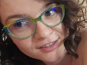 Myfreecams Live Sex Cam of SugarSpice22