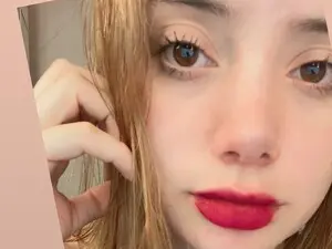 Myfreecams Live Sex Cam of Strawberrypie