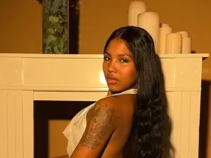 Myfreecams Free Live Porn of Pocahonta_p