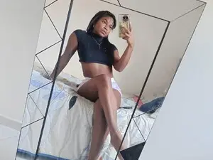 Myfreecams Live Sex Cam of vivianlatina