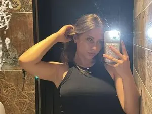 Myfreecams Sex Cam of AshleyBlush