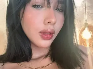 Myfreecams Sex Cam of HilaryBrownn