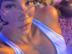 Myfreecams Live Sex of MarWitch777