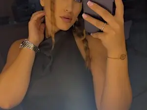 Myfreecams Sex Chat of FreyaHeart