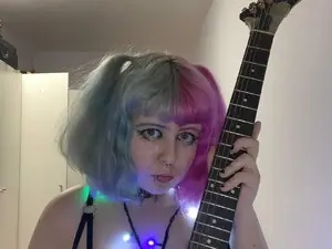 Myfreecams Watch Live Sex Cams of CherryBounce