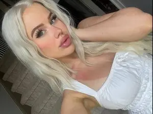 Myfreecams Nude Webcam of Your_girl