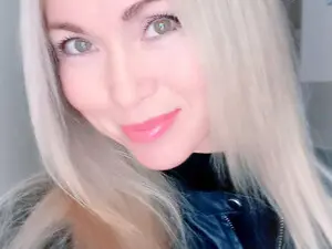 Myfreecams Live Sex Cam of Ellisagirl