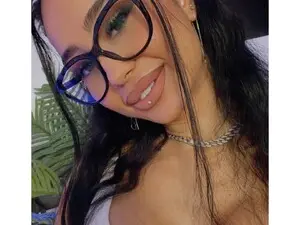 Myfreecams Nude Webcam of OnlyXandra
