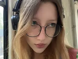 Myfreecams Free Live Porn of CandyyCrushh