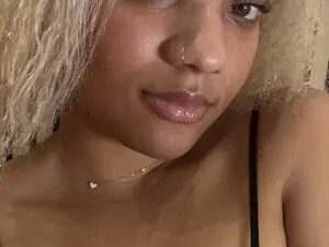 Myfreecams Watch Live Sex Cams of Perkyamberxx