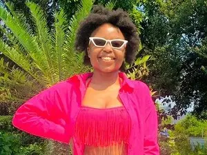 Myfreecams Live Sex Cam of YoungRose18