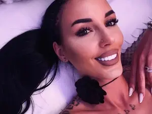 Myfreecams Sex Cam of SelenaMoon